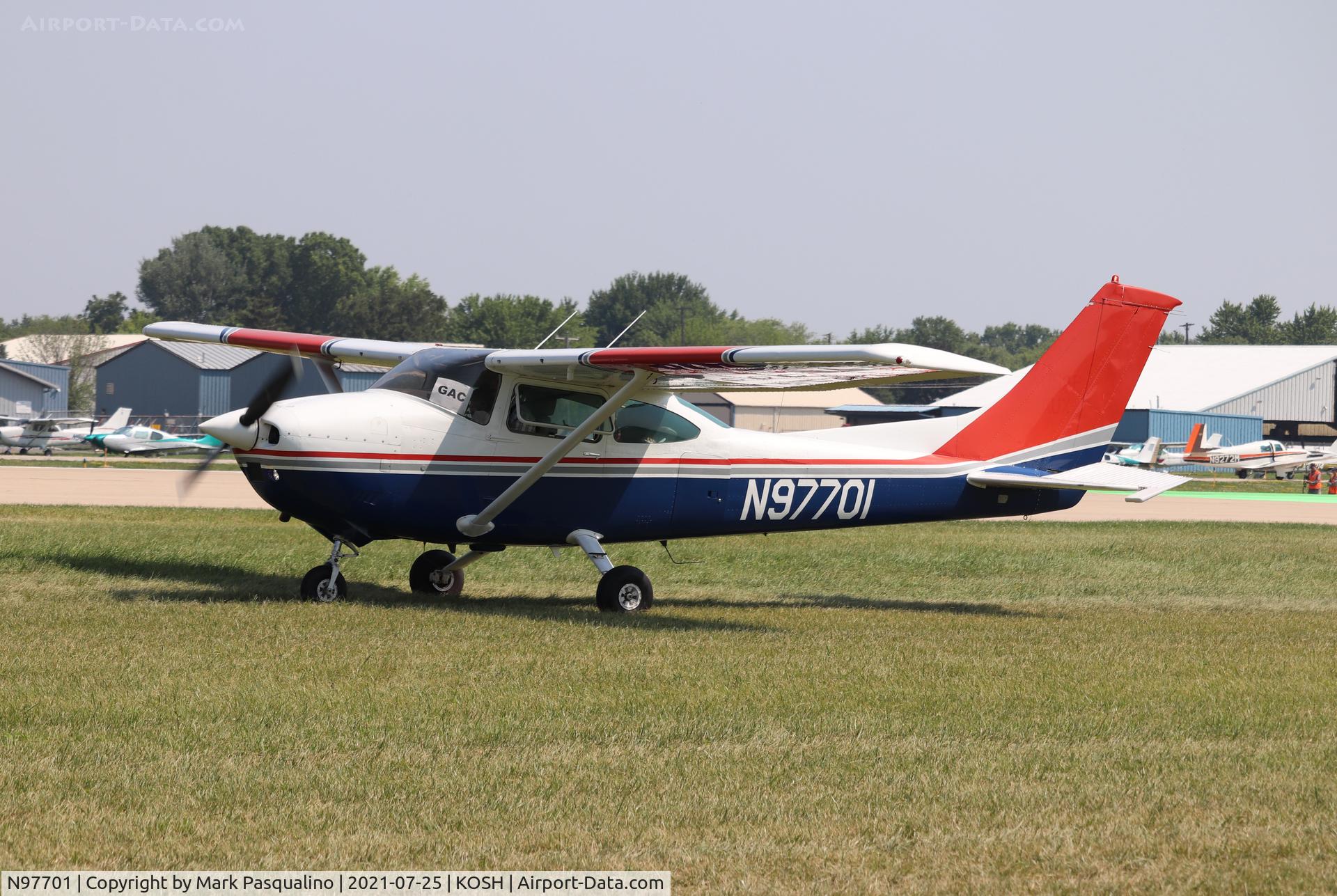 N97701, 1979 Cessna 182Q Skylane C/N 18267172, Cessna 182Q