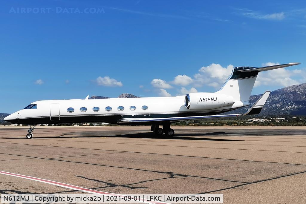 N612MJ, 2007 Gulfstream Aerospace GV-SP (G550) C/N 5159, Parked