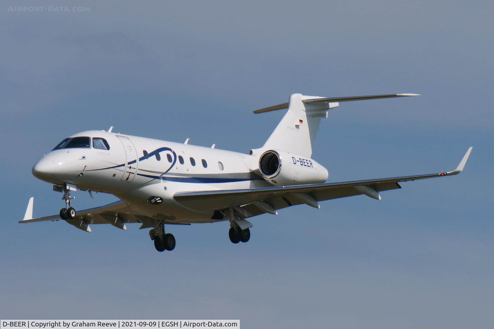 D-BEER, 2015 Embraer EMB-550 Legacy 500 C/N 55000031, Landing at Norwich.