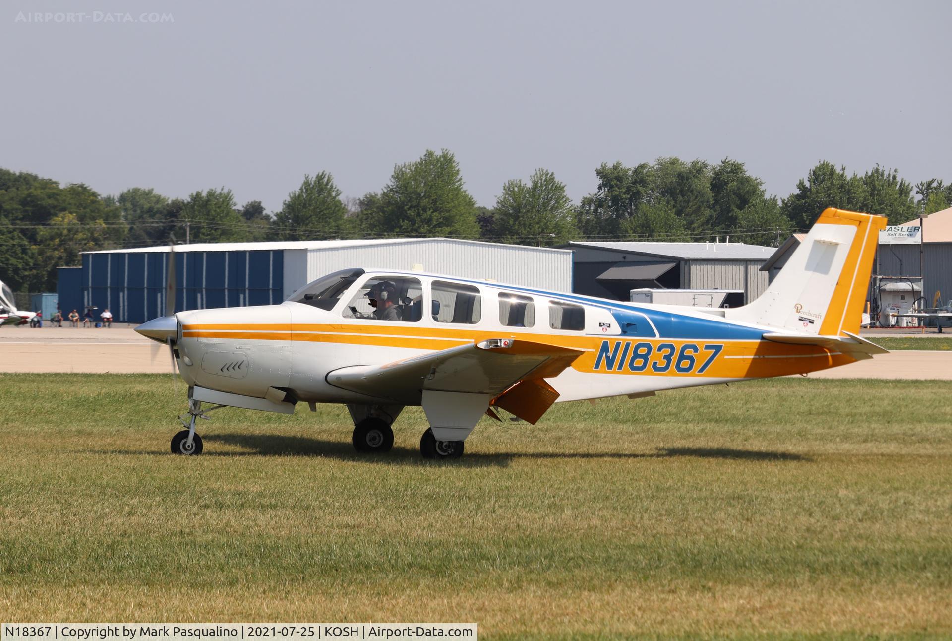 N18367, 1977 Beech A36 Bonanza 36 C/N E-1103, Beech A36