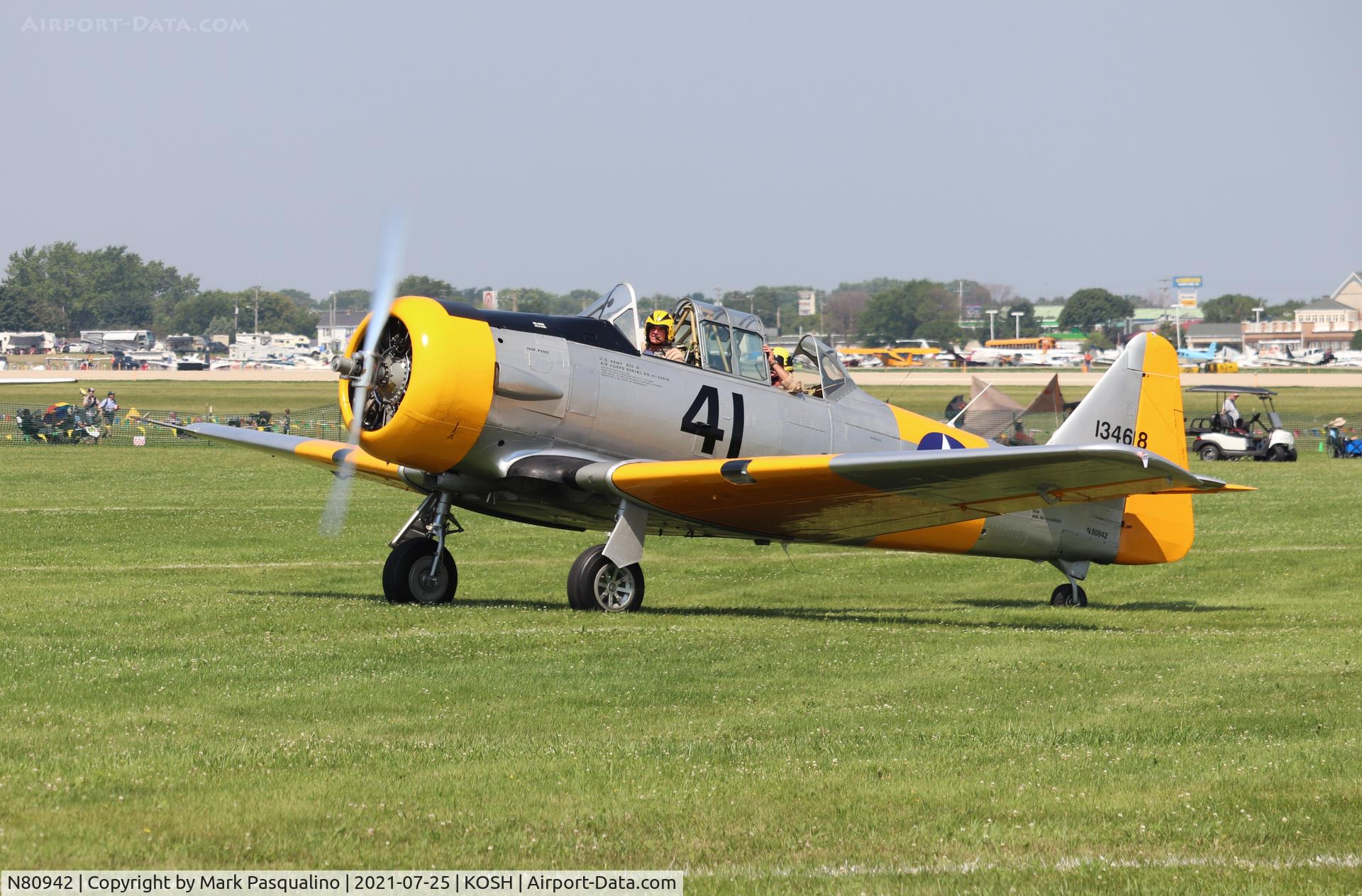 N80942, North American AT-6D C/N 41-34618-2, North American AT-6D