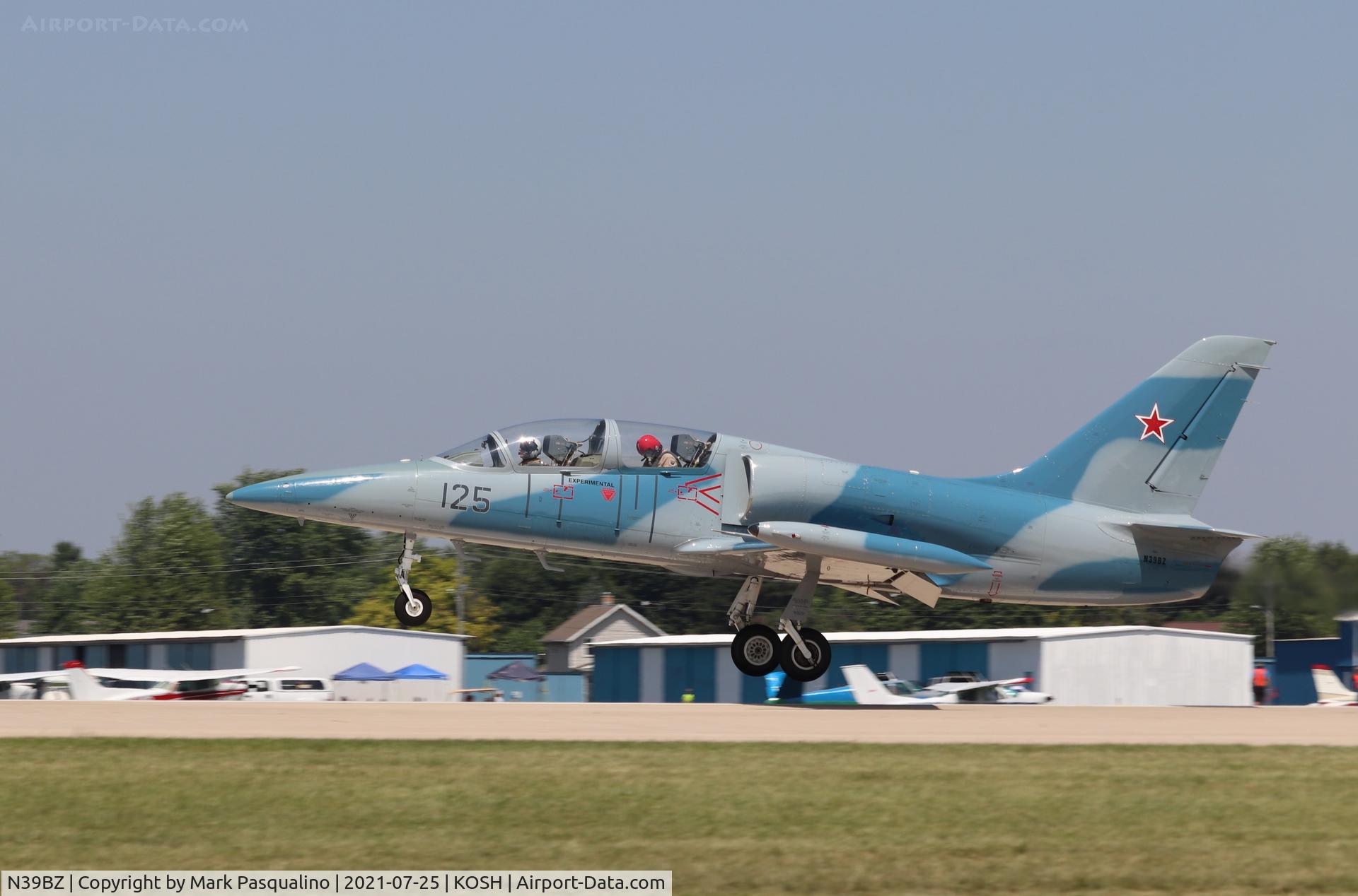 N39BZ, 1984 Aero L-39 Albatros C/N 432925, Aero L-39