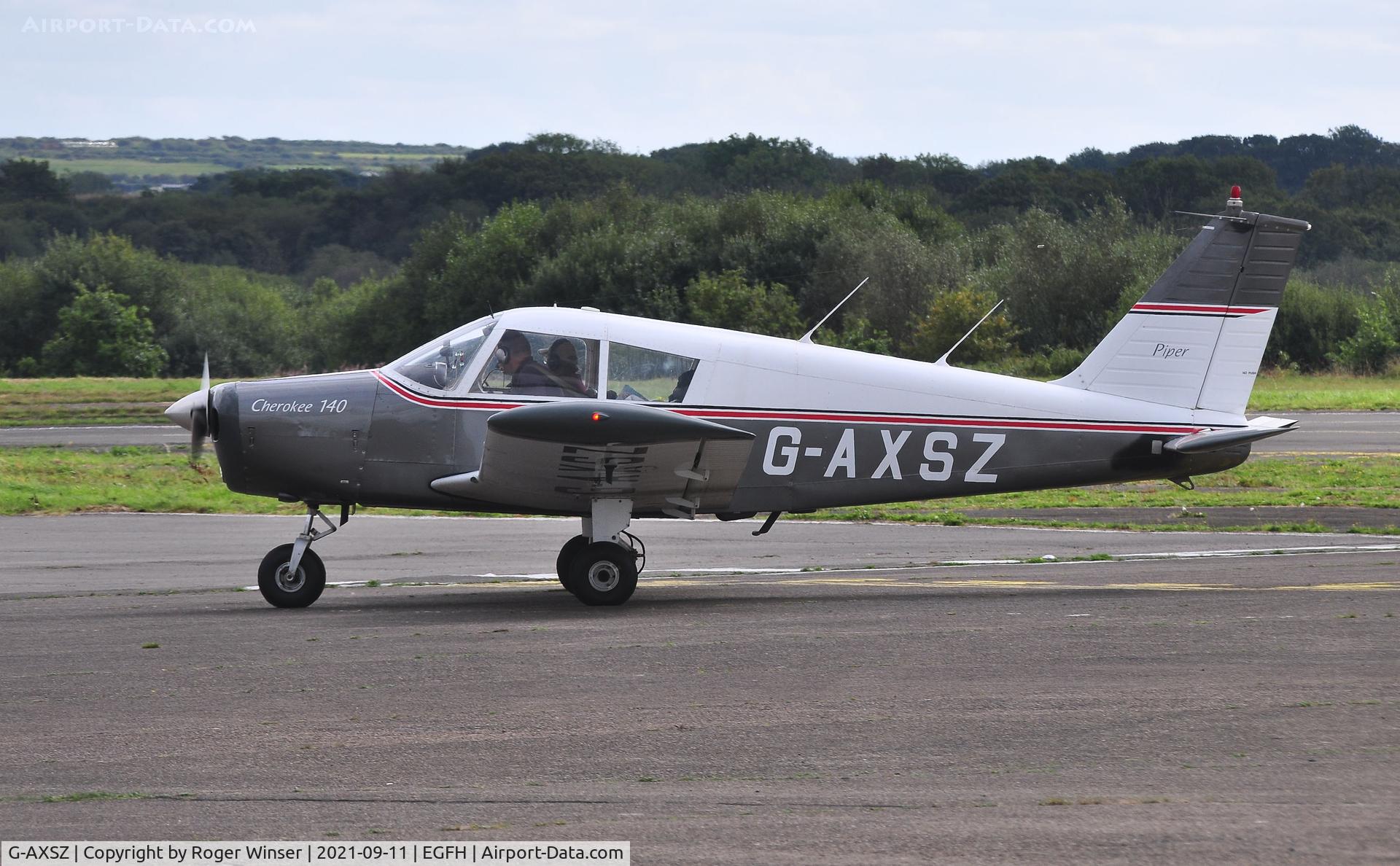 G-AXSZ, 1969 Piper PA-28-140 Cherokee C/N 28-26188, Visiting Cherokee