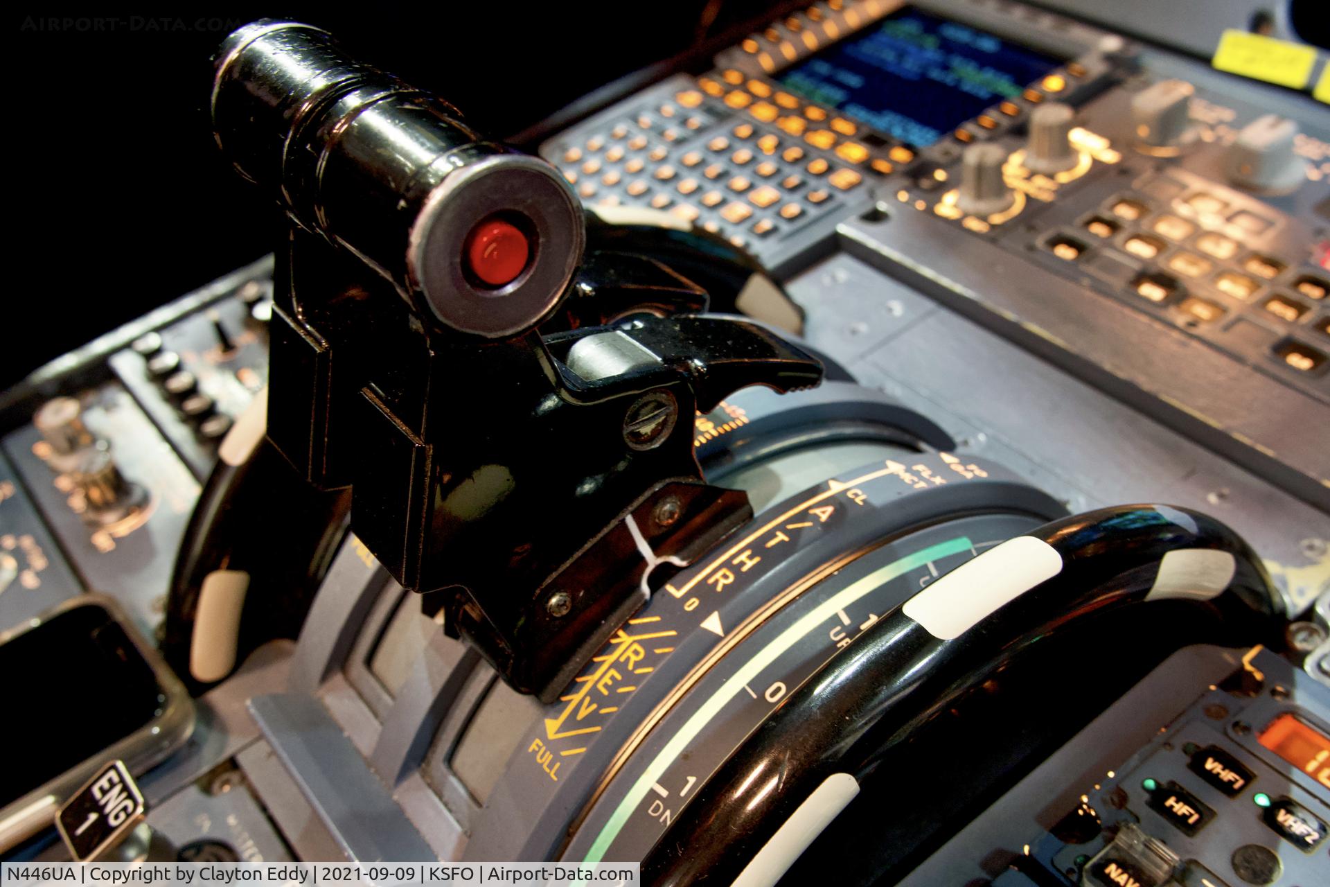 N446UA, 1998 Airbus A320-232 C/N 834, Throttles SFO 2021.