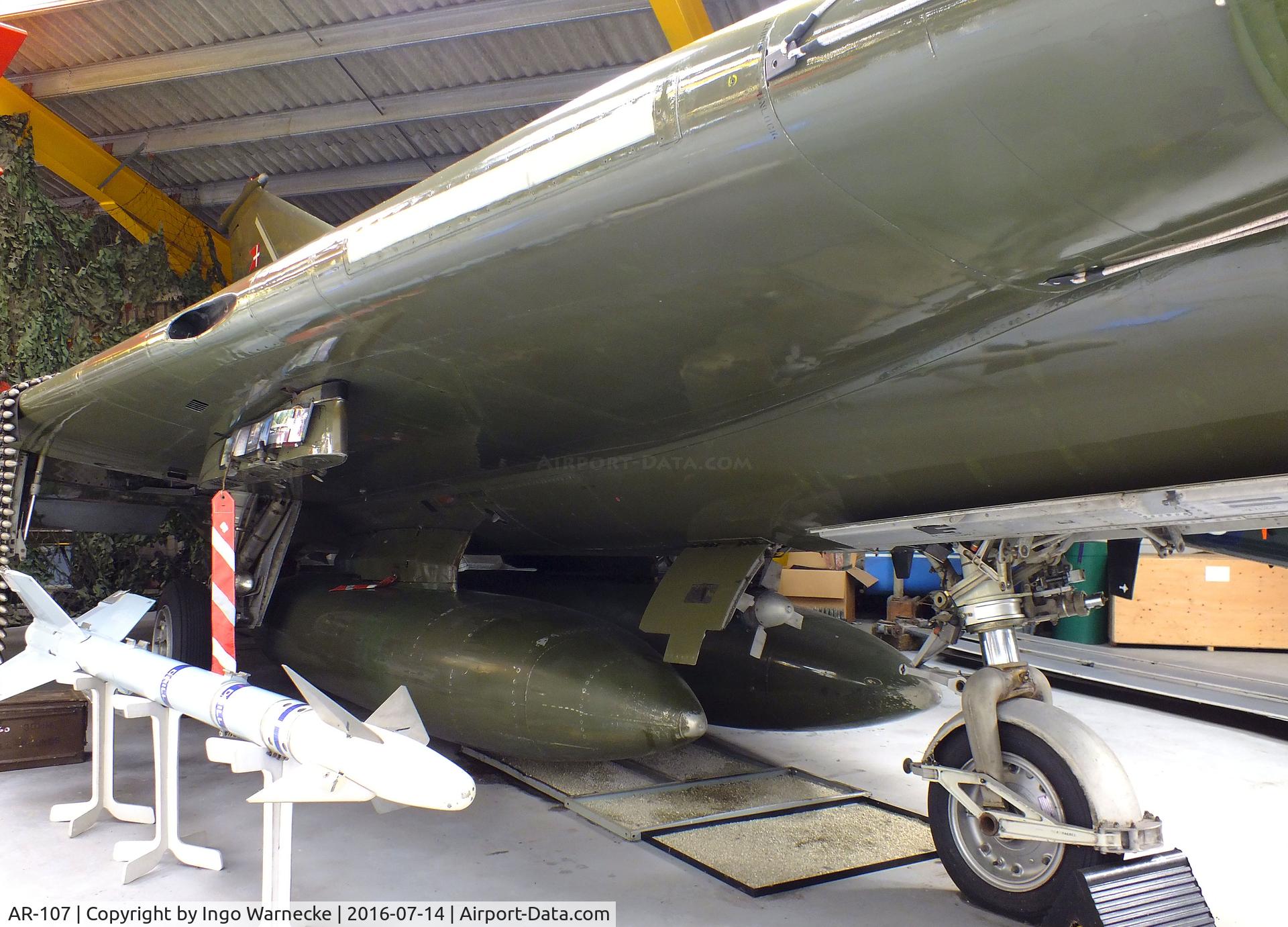 AR-107, 1971 Saab RF-35 Draken C/N 35-1107, SAAB RF-35 (35XD) Draken at the Newark Air Museum