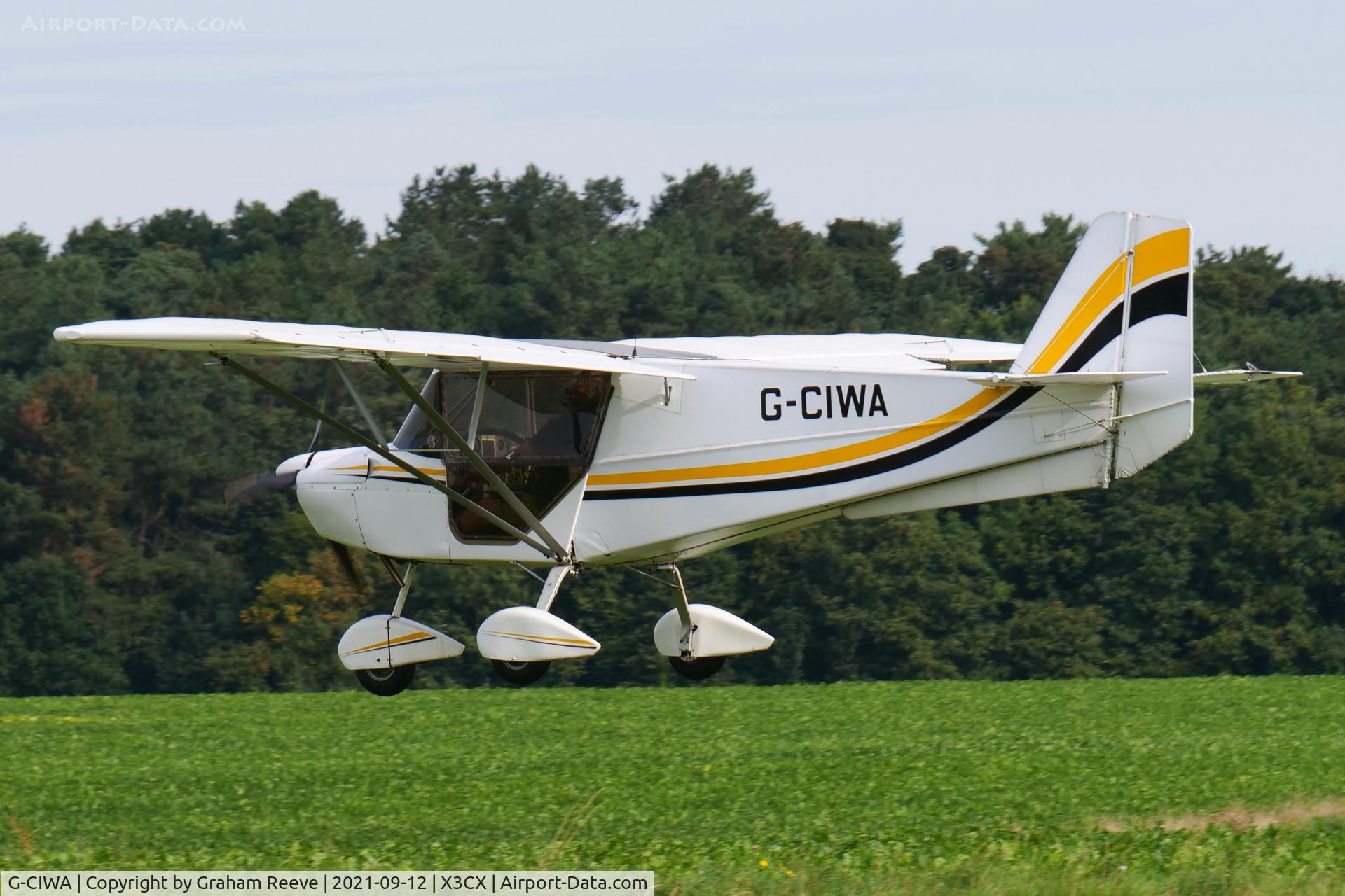 G-CIWA, 2015 Best Off SkyRanger Swift 912(1) C/N BMAA/HB/616, Landing at Northrepps.
