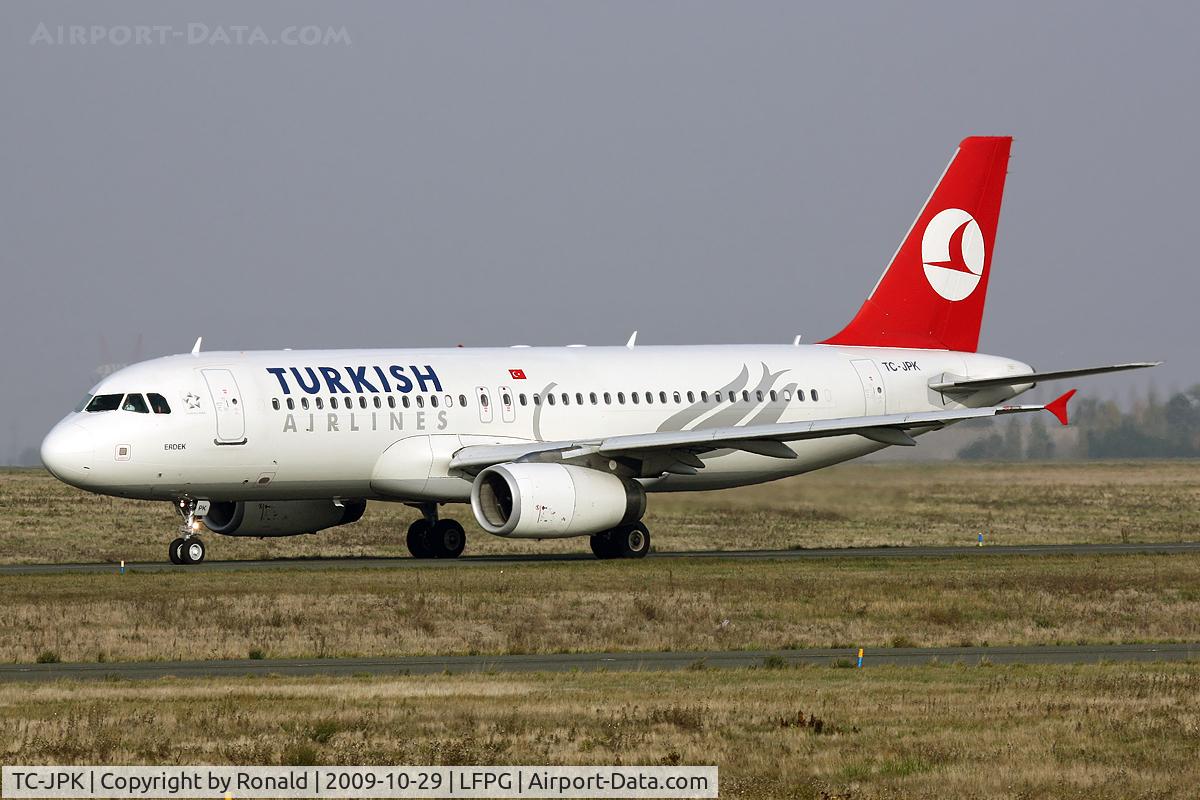 TC-JPK, 2007 Airbus A320-232 C/N 3257, at cdg