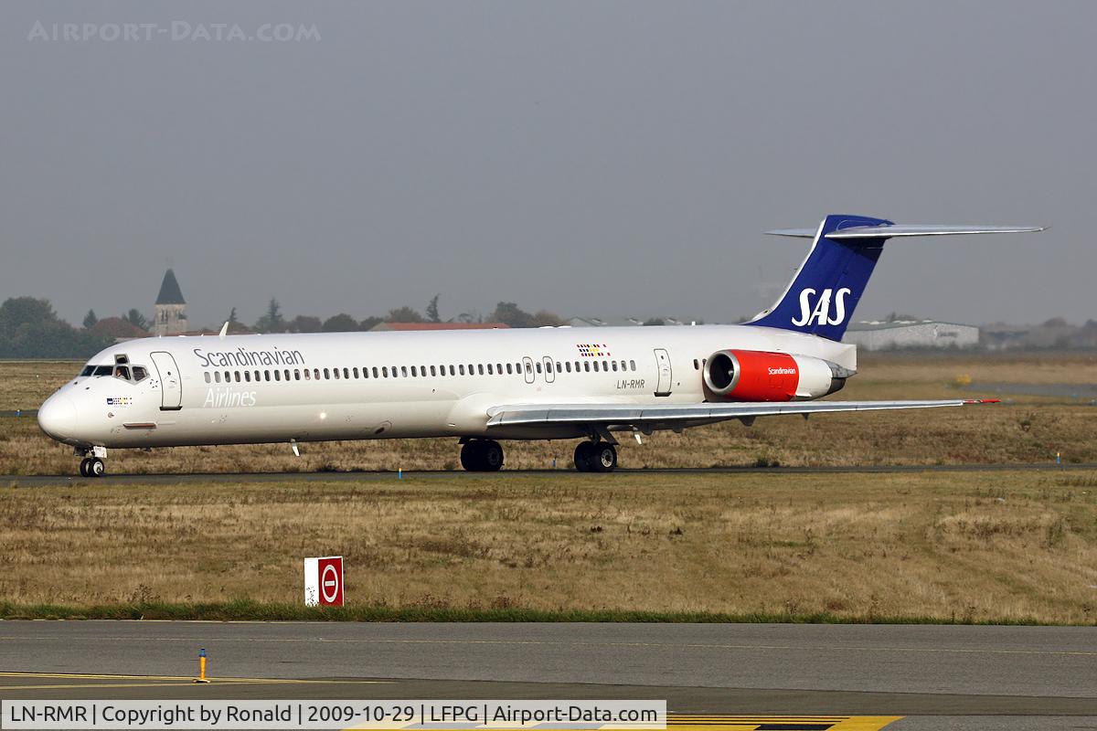 LN-RMR, 1992 McDonnell Douglas MD-81 (DC-9-81) C/N 53365, at cdg