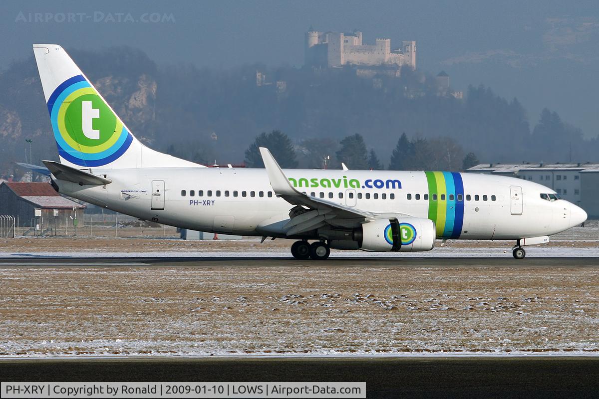 PH-XRY, 2003 Boeing 737-7K2 C/N 33463, at lows