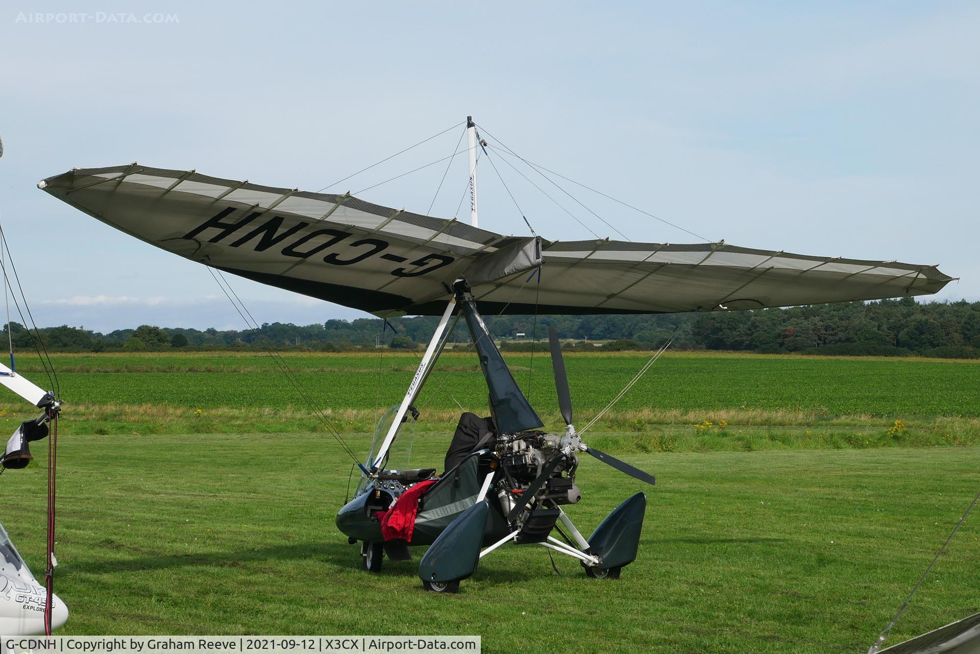 G-CDNH, 2005 P&M Aviation Pegasus Quik C/N 8126, Parked at Northrepps.