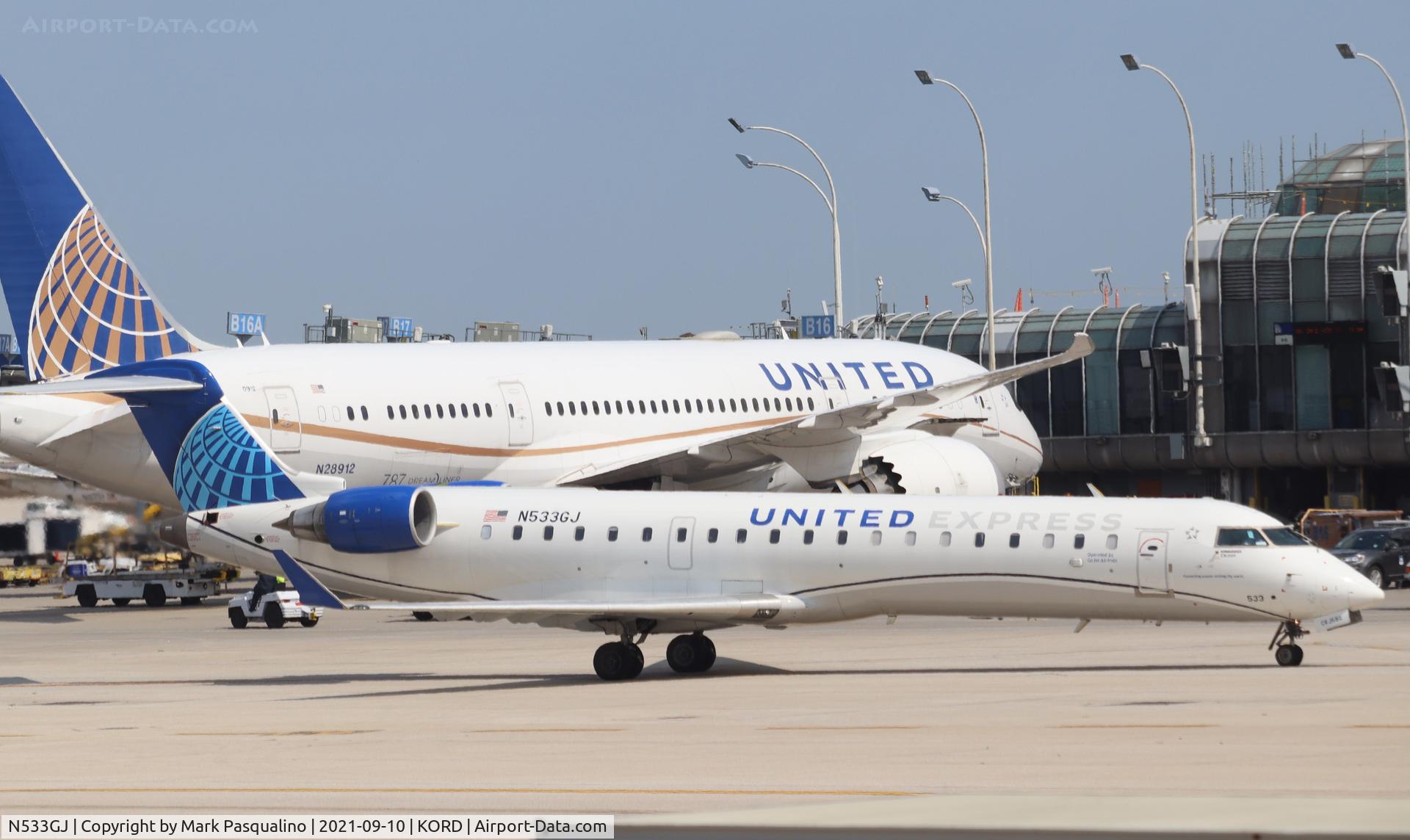 N533GJ, 2006 Bombardier CRJ-702 (CL-600-2C10) Regional Jet) C/N 10239, CL-600-2C10