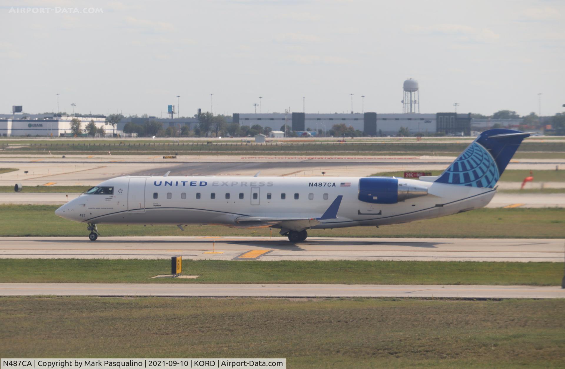N487CA, 2002 Bombardier CRJ-200ER (CL-600-2B19) C/N 7729, CL-600-2B19