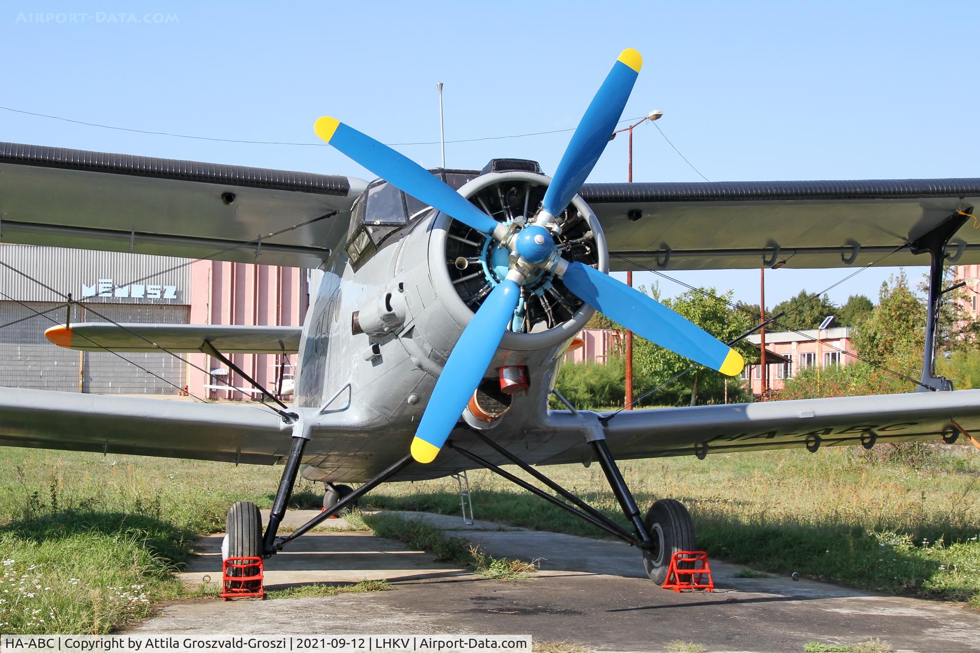 HA-ABC, 1989 PZL-Mielec An-2TD C/N 1G235-20, LHKV Kapsújlak Airport, Hungary