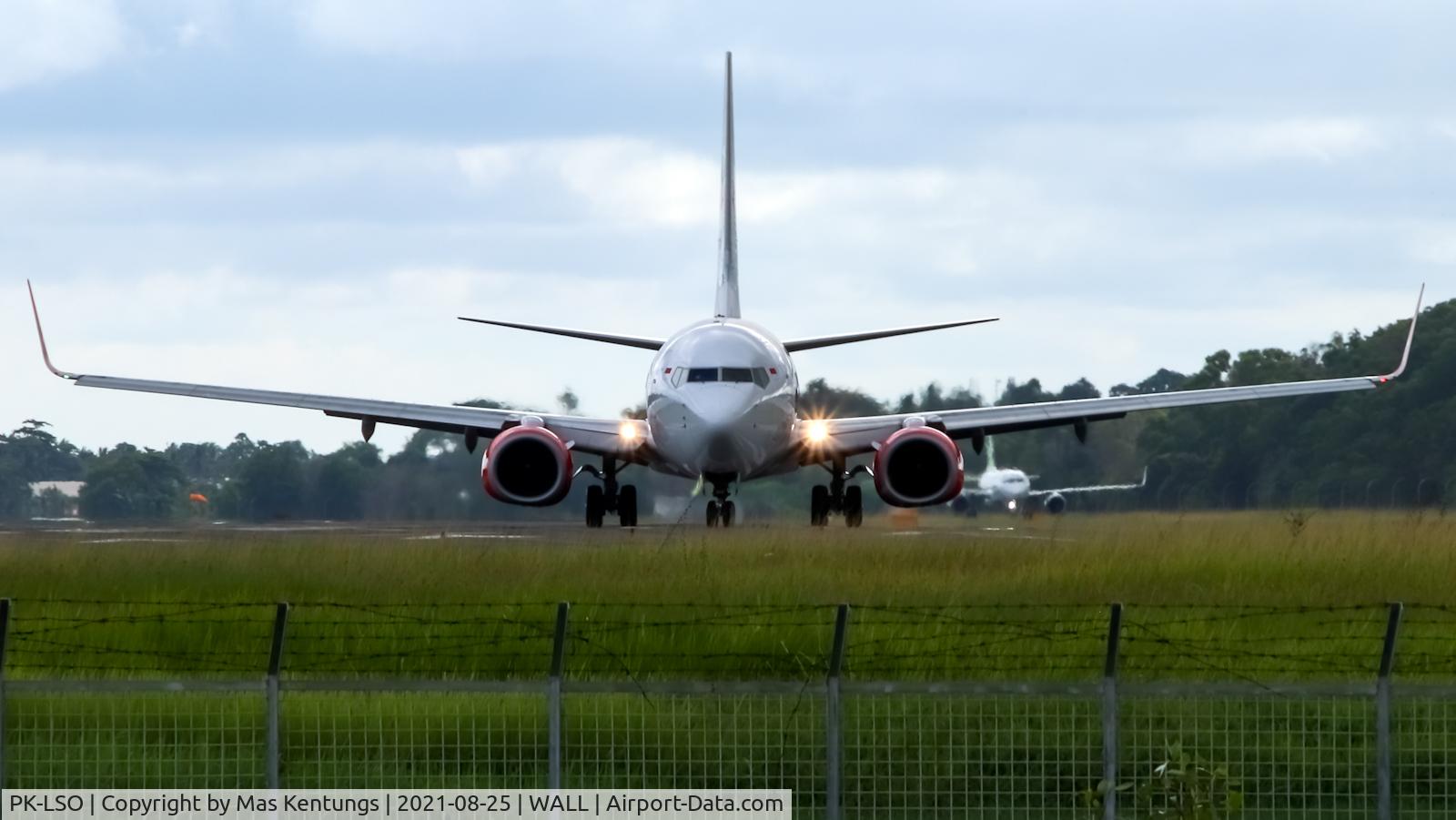 PK-LSO, 2016 Boeing 737-9GPER C/N 38306, This photo were taken at Balikpapan