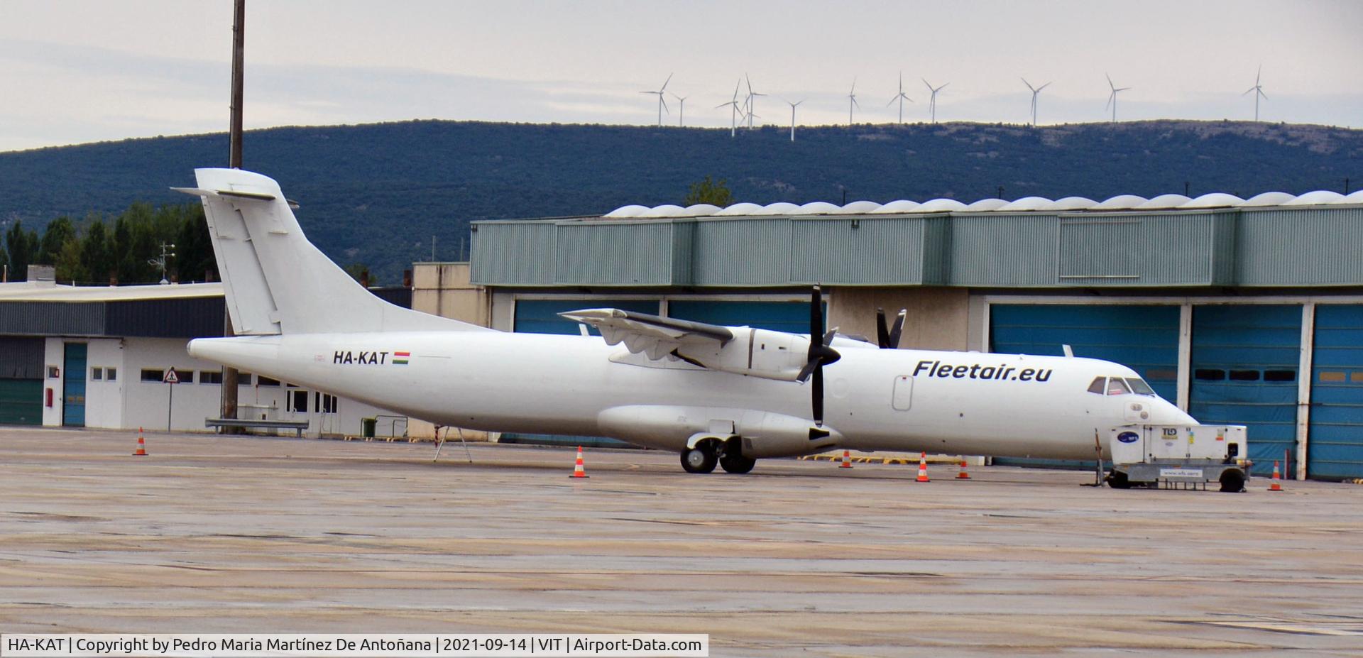 HA-KAT, 1989 ATR 72-201 C/N 108, Aeropuerto de Foronda - Vitoria-Gasteiz - Euskadi - España