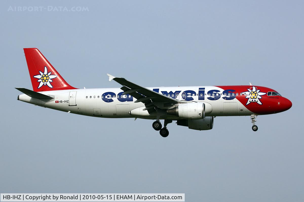 HB-IHZ, 1999 Airbus A320-214 C/N 1026, at spl