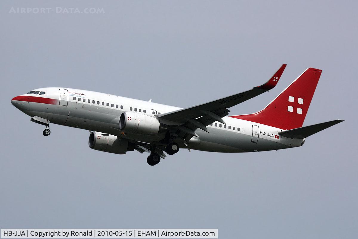 HB-JJA, 2005 Boeing 737-7AK BBJ C/N 34303, at spl
