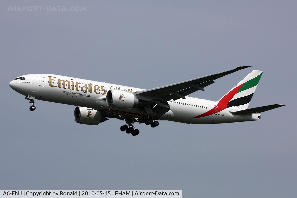 A6-ENJ, 2013 Boeing 777-31H/ER C/N 35605, at spl