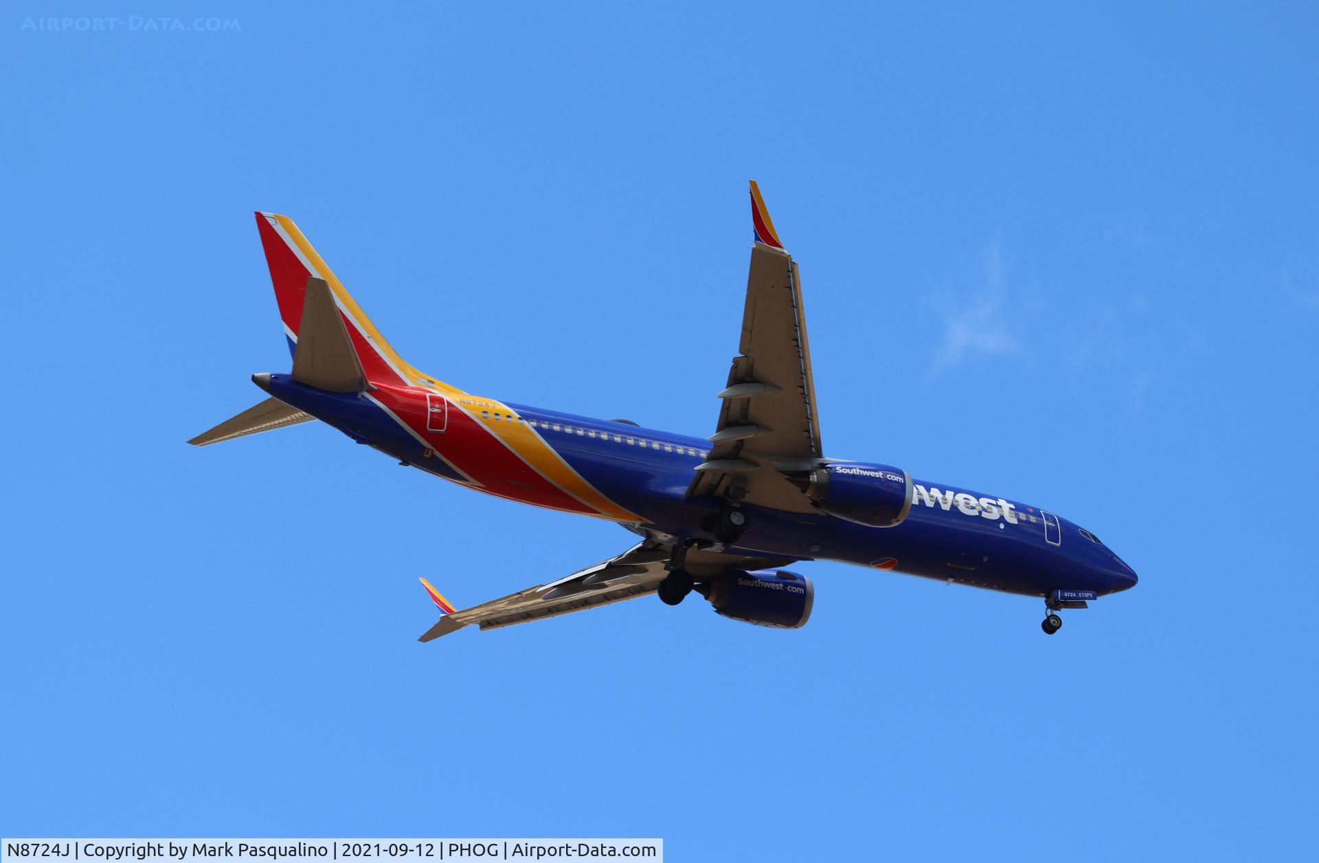 N8724J, 2018 Boeing 737-8 MAX C/N 42549, Boeing 737-8 MAX