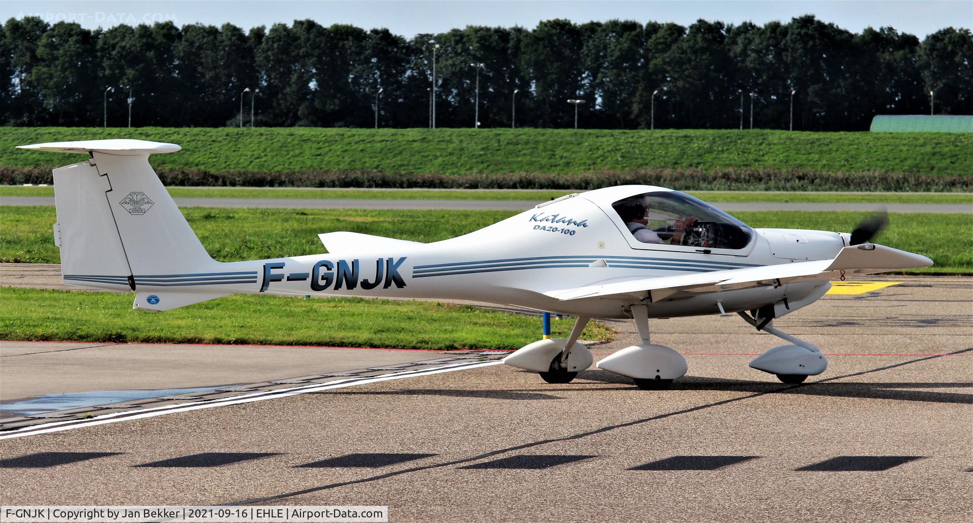F-GNJK, Diamond DA-20A-1-100 Katana C/N 10072, Lelystad Airport