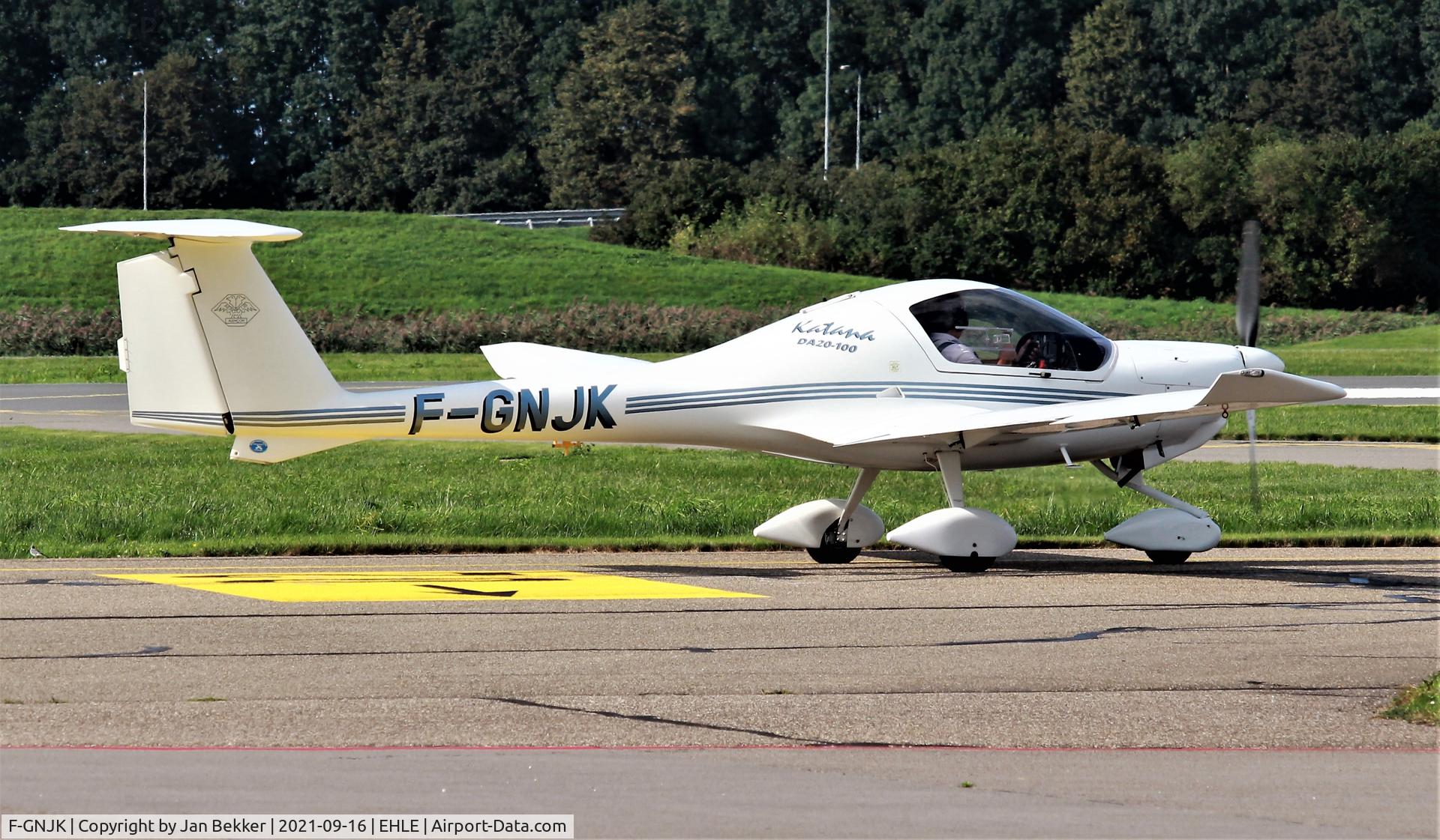 F-GNJK, Diamond DA-20A-1-100 Katana C/N 10072, Lelystad Airport