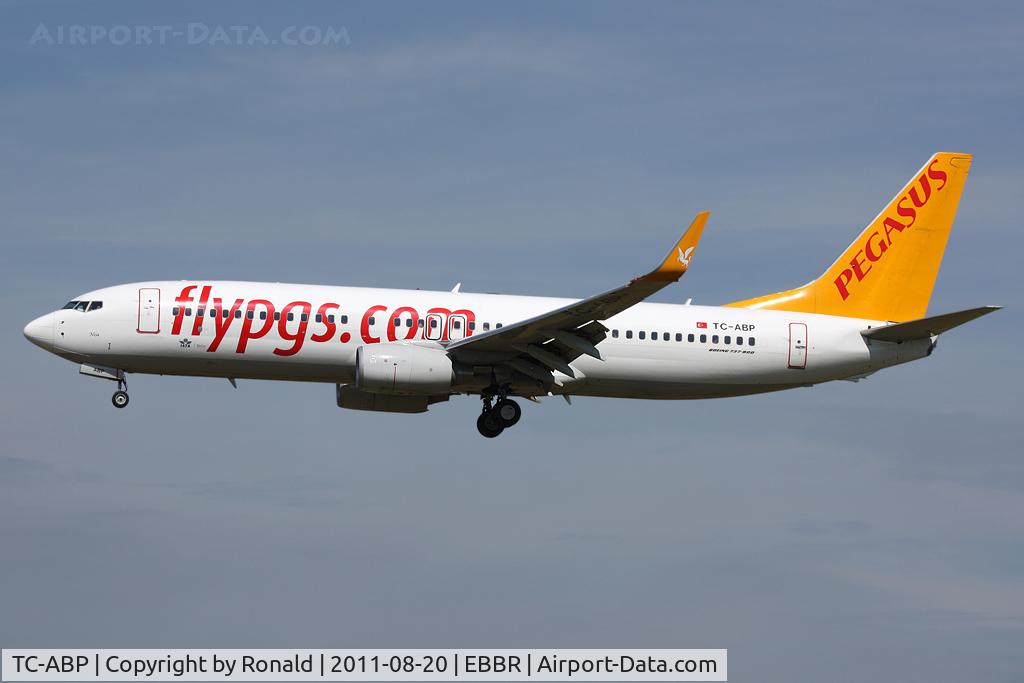 TC-ABP, 2010 Boeing 737-82R C/N 40876, at bru