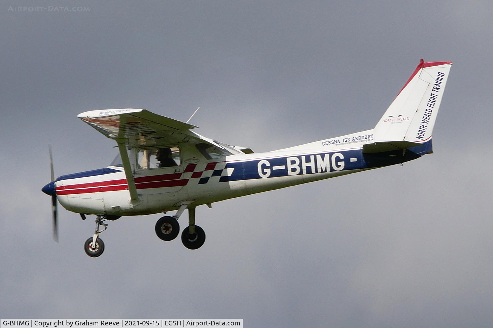 G-BHMG, 1980 Reims FA152 Aerobat C/N 0368, Landing at Norwich.