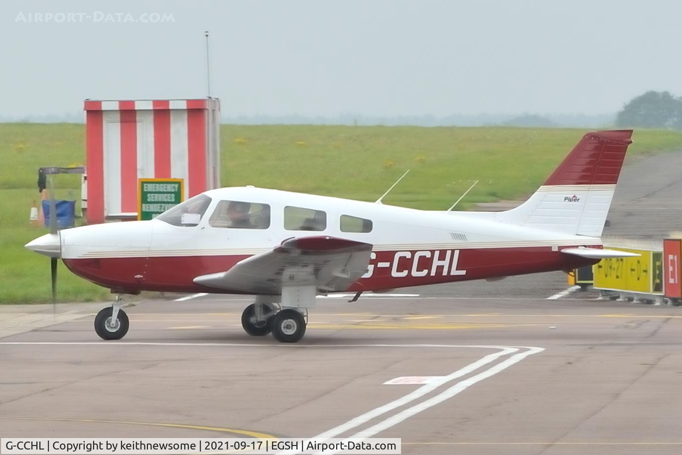 G-CCHL, 1998 Piper PA-28-181 Cherokee Archer III C/N 2843176, Arriving at Norwich.