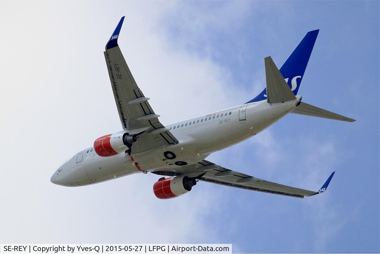 SE-REY, 2002 Boeing 737-76N C/N 32737, Boeing 737-76N, Climbing from rwy 27L, Roissy Charles De Gaulle airport (LFPG-CDG)