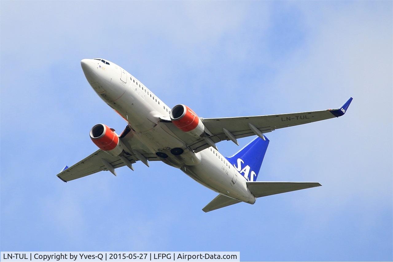 LN-TUL, 2002 Boeing 737-705 C/N 29097, Boeing 737-705, Climbing from rwy 27L, Roissy Charles De Gaulle airport (LFPG-CDG)