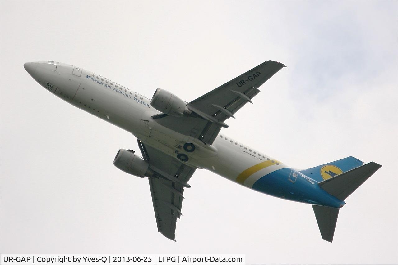 UR-GAP, 1993 Boeing 737-4Z9 C/N 27094, Boeing 737-4Z9, Climbing from Rwy 27L, Roissy Charles De Gaulle Airport (LFPG-CDG)
