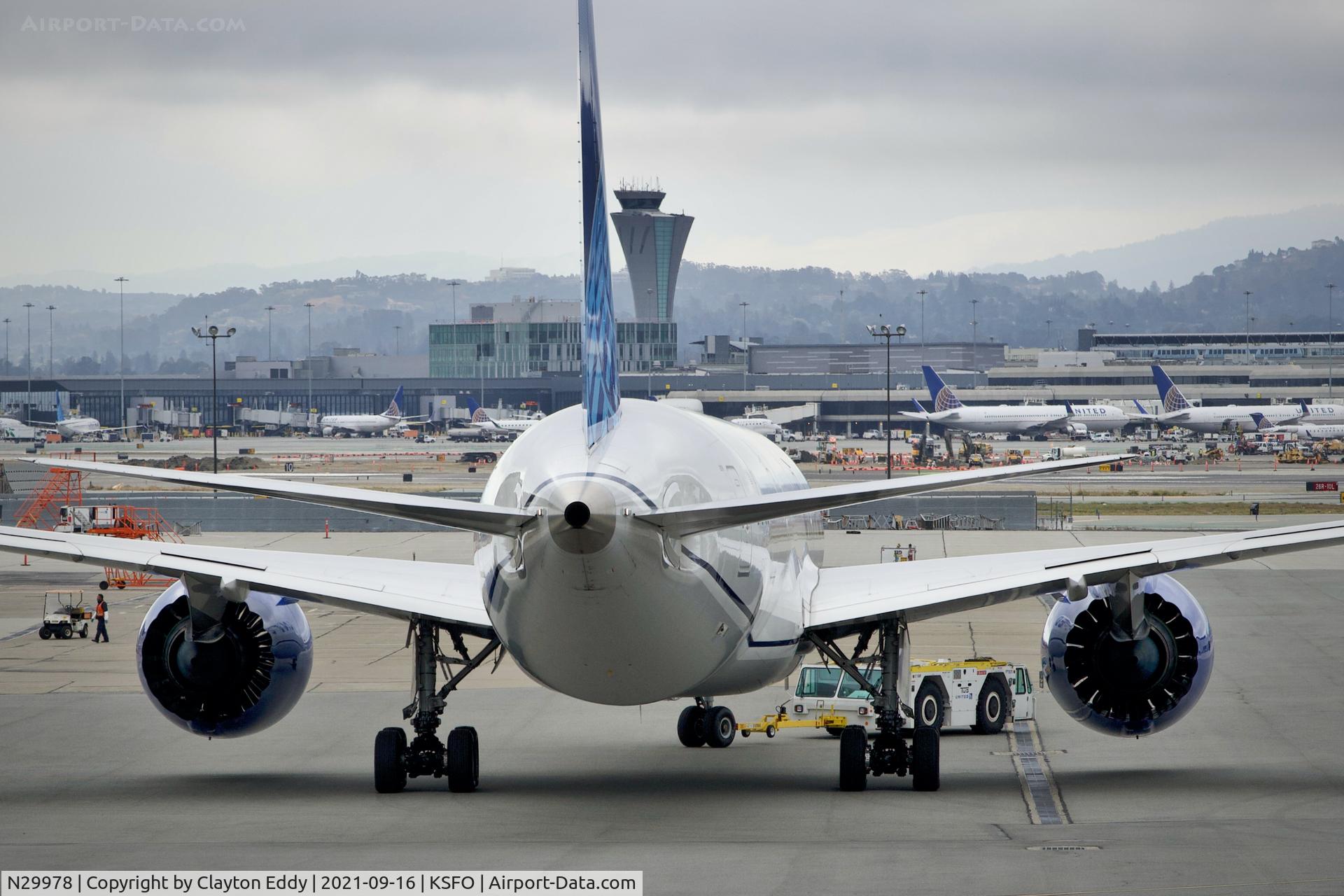 N29978, 2020 Boeing 787-9 Dreamliner Dreamliner C/N 66137, SFO 2021.