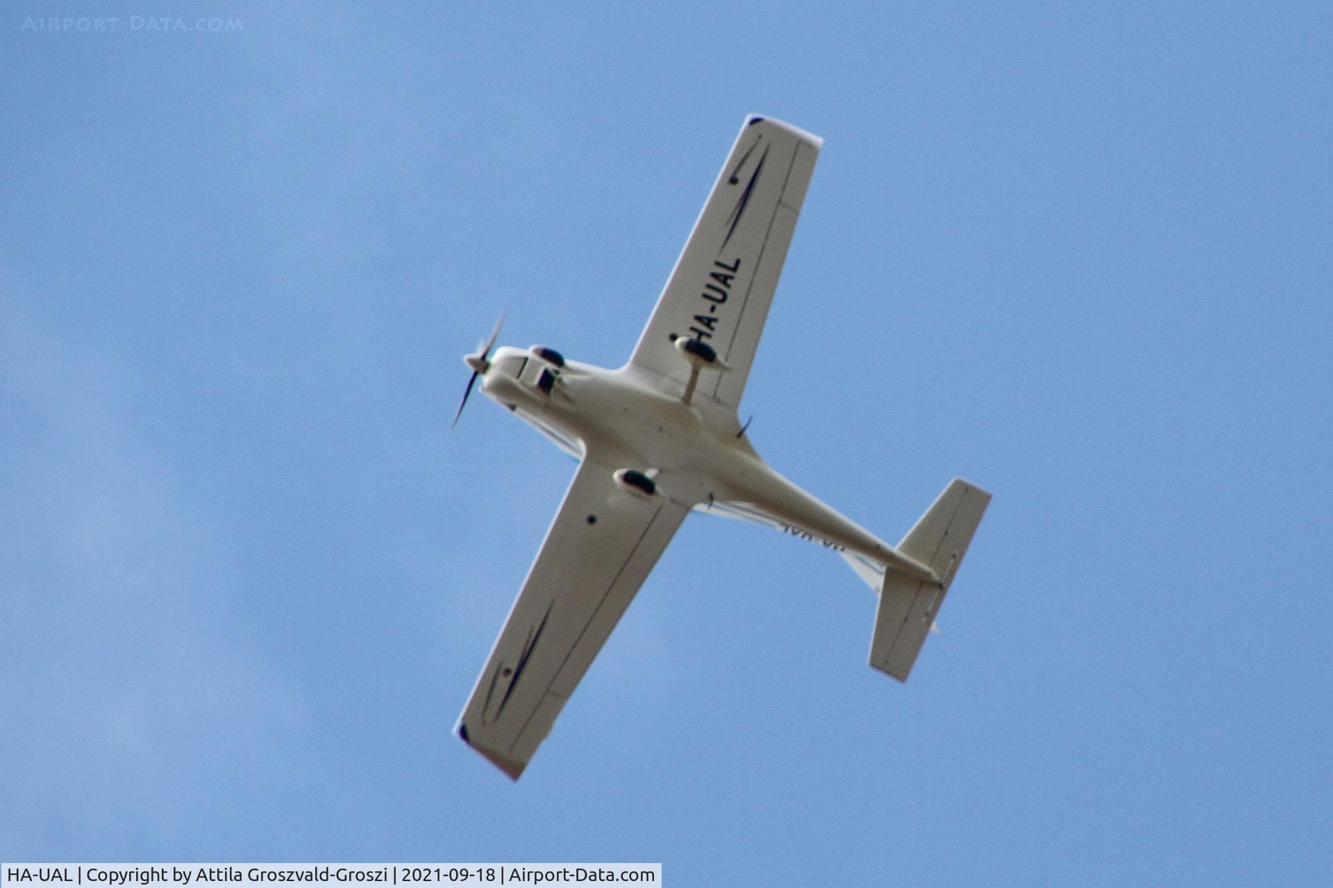 HA-UAL, 2011 TL Ultralight TL-2000 Sting S4 C/N 11ST358, Kövesgyürpuszta-Tótvázsony Airport