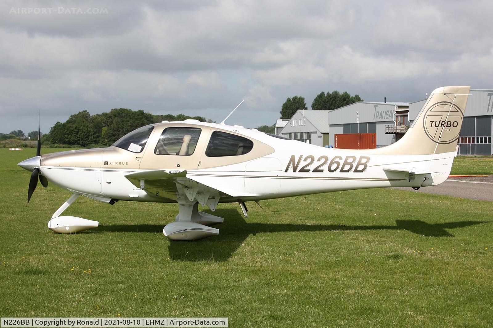 N226BB, Cirrus SR22 C/N 3426, at ehmz
