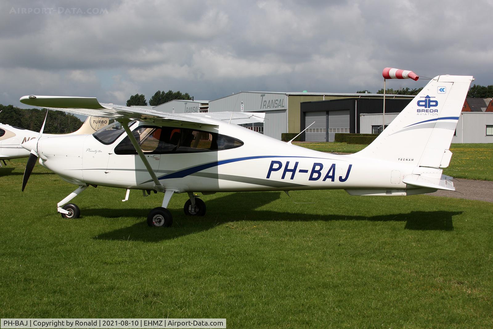 PH-BAJ, 2016 Tecnam P-2010 C/N 037, at ehmz