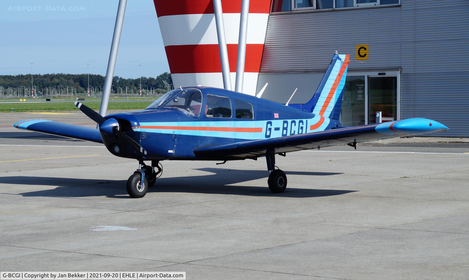 G-BCGI, 1974 Piper PA-28-140 Cherokee Cruiser C/N 28-7425283, Lelystad Airport