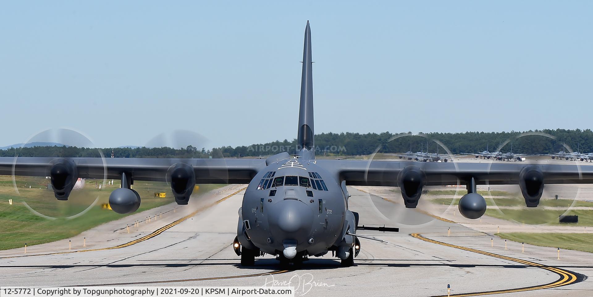 12-5772, 2016 Lockheed Martin AC-130J Ghostrider C/N 382-5772, REACH1004 taxing to RW34