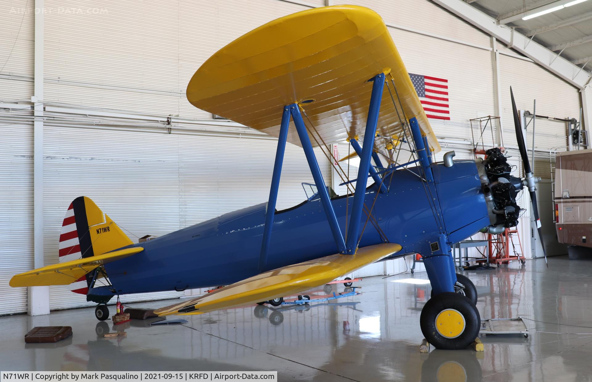 N71WR, 1942 Boeing A75N1(PT17) C/N 41-25327, Stearman
