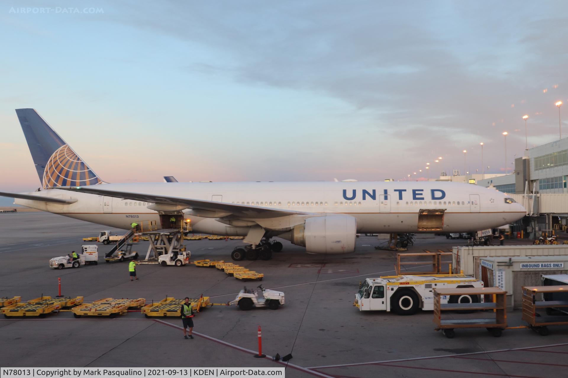 N78013, 1999 Boeing 777-224 C/N 29861, Boeing 777-224