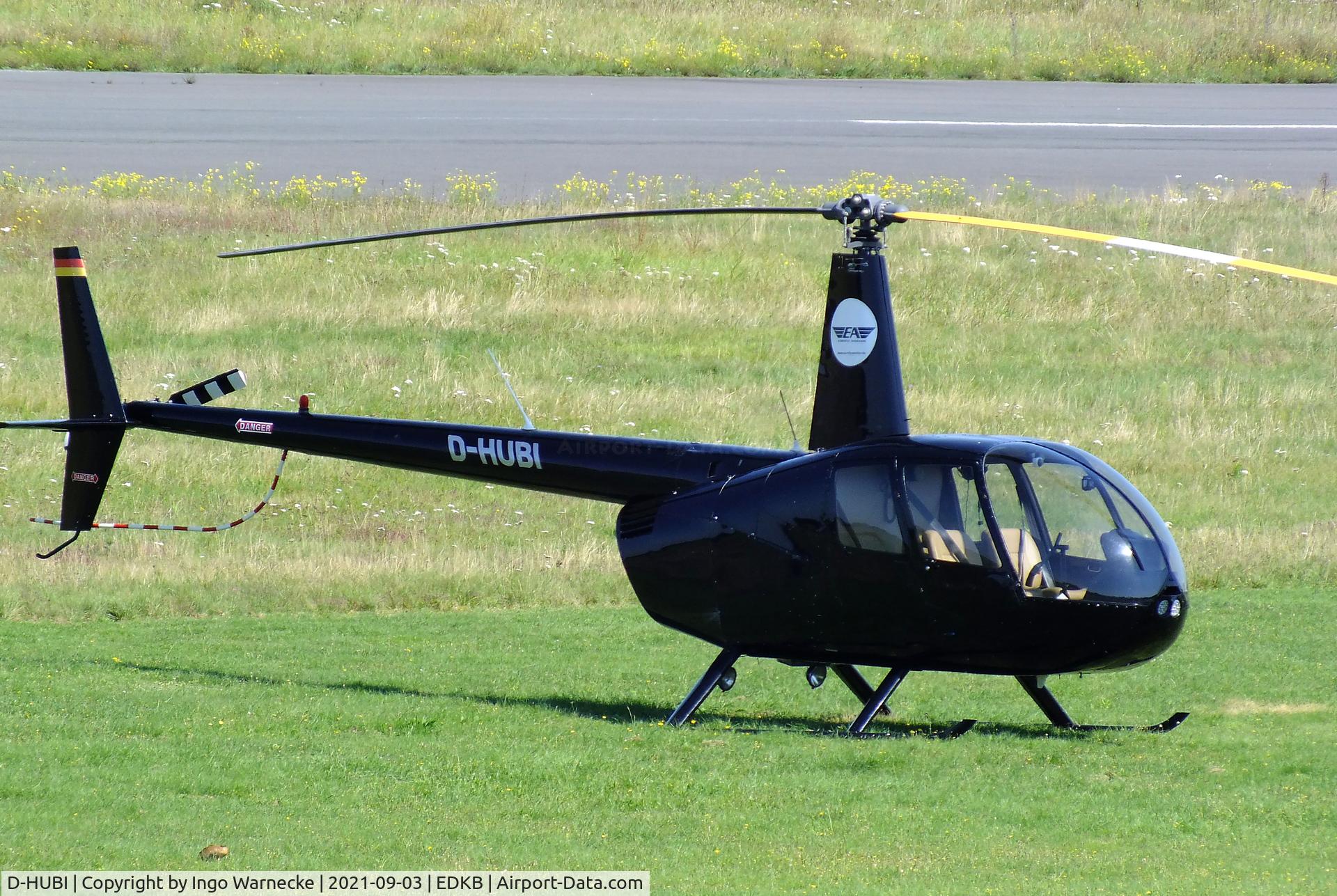 D-HUBI, 2000 Robinson R44 Astro C/N 0725, Robinson R44 Astro at Bonn-Hangelar airfield during the 51st Grumman Fly-in 2021