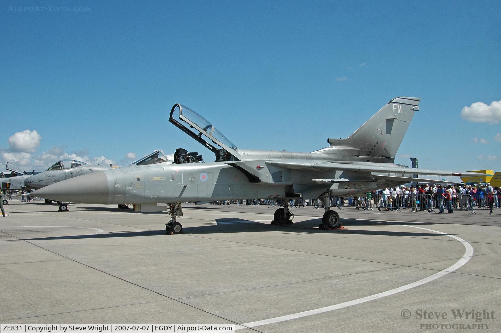 ZE831, 1988 Panavia Tornado F.3 C/N AS075/719/3328, Yeovilton Air Day 2007 UK