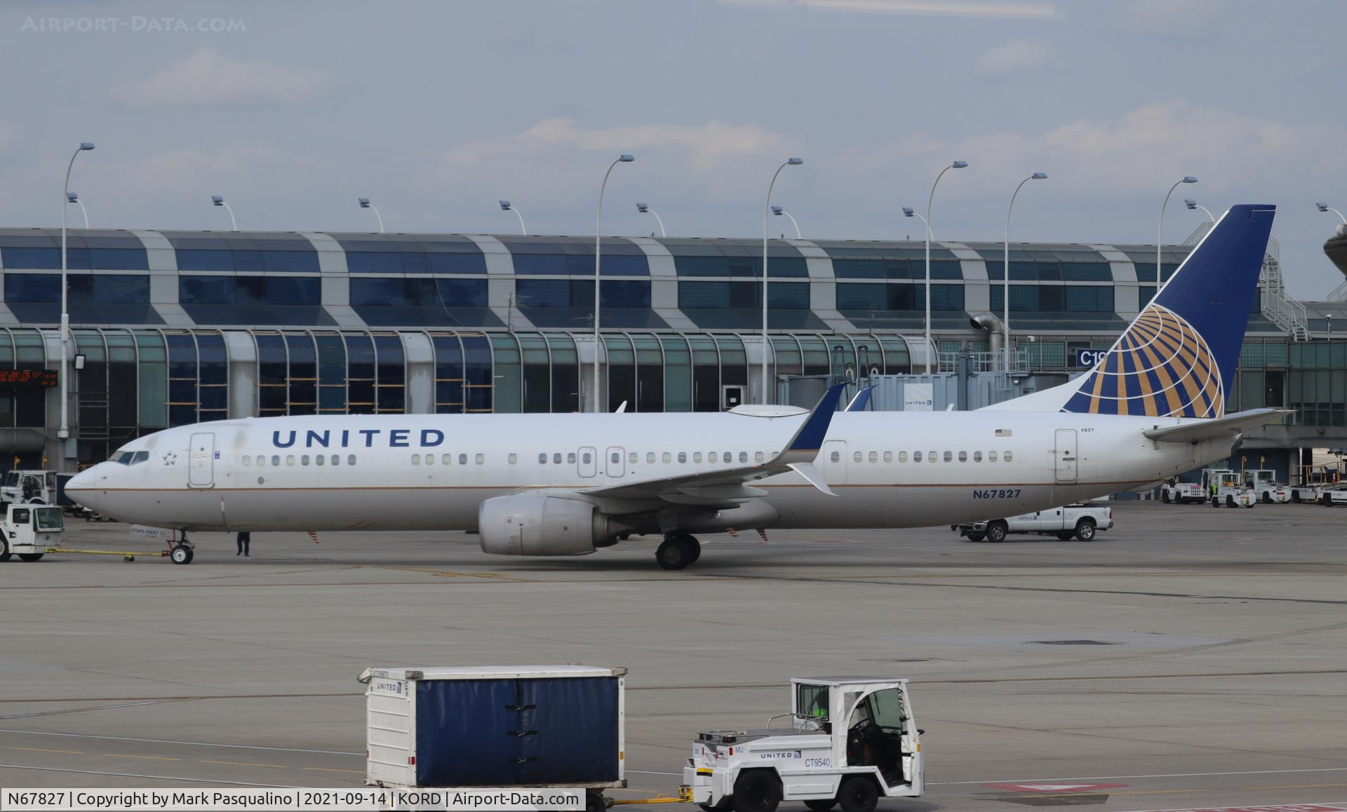 N67827, 2014 Boeing 737-924/ER C/N 44581, Boeing 737-924/ER