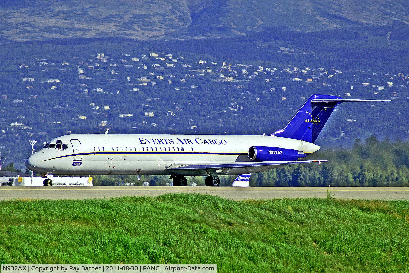 N932AX, 1970 Douglas DC-9-33F C/N 47465, N932AX   McDonnell Douglas DC-9-33CF [47465] (Everts Air Cargo) Ted Stevens Anchorage Int'l~N 30/08/2011