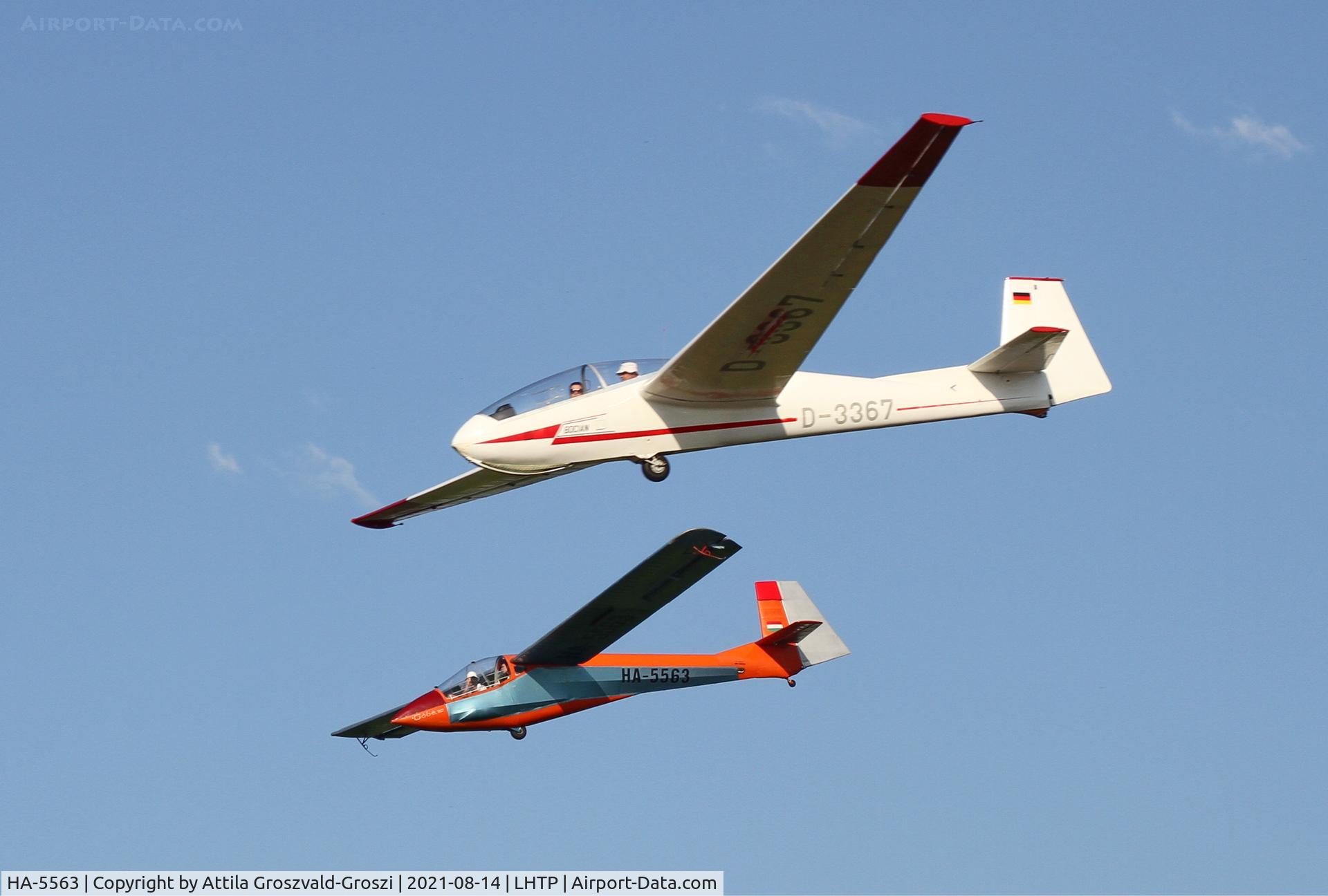 HA-5563, 1989 Rubik R-26SU Góbé 82 C/N AA800065, LHTP - Tapolca Airport, Hungary
