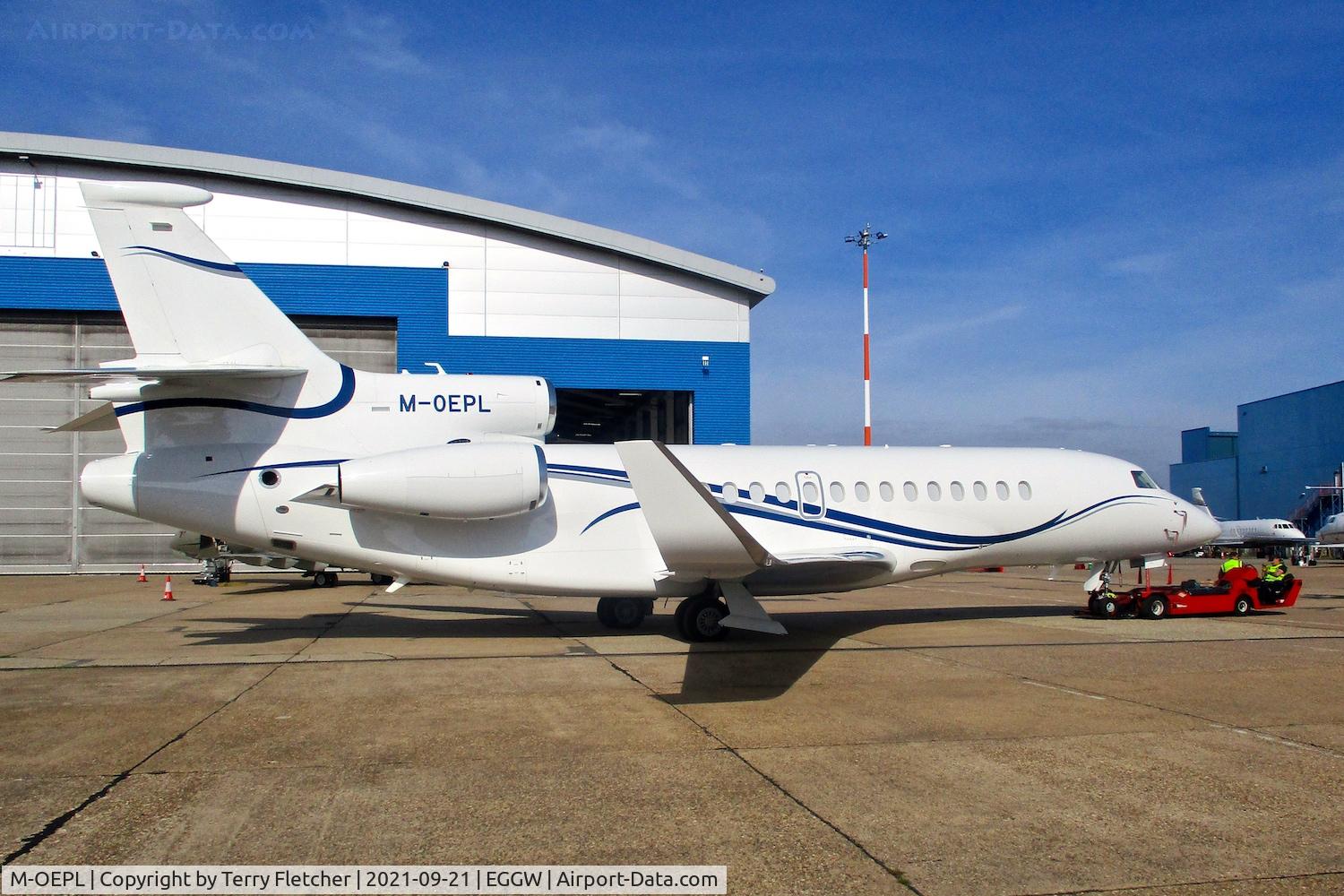 M-OEPL, Dassault Falcon 8X C/N 459, At Luton