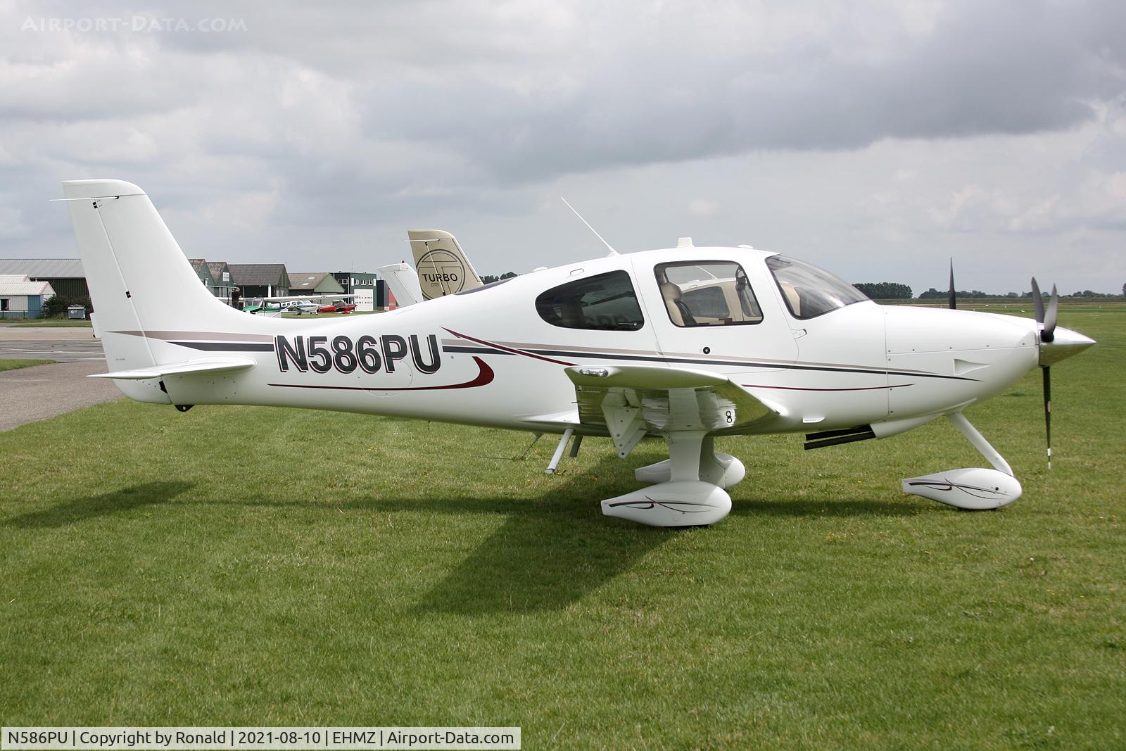 N586PU, Cirrus SR20 C/N 2047, at ehmz