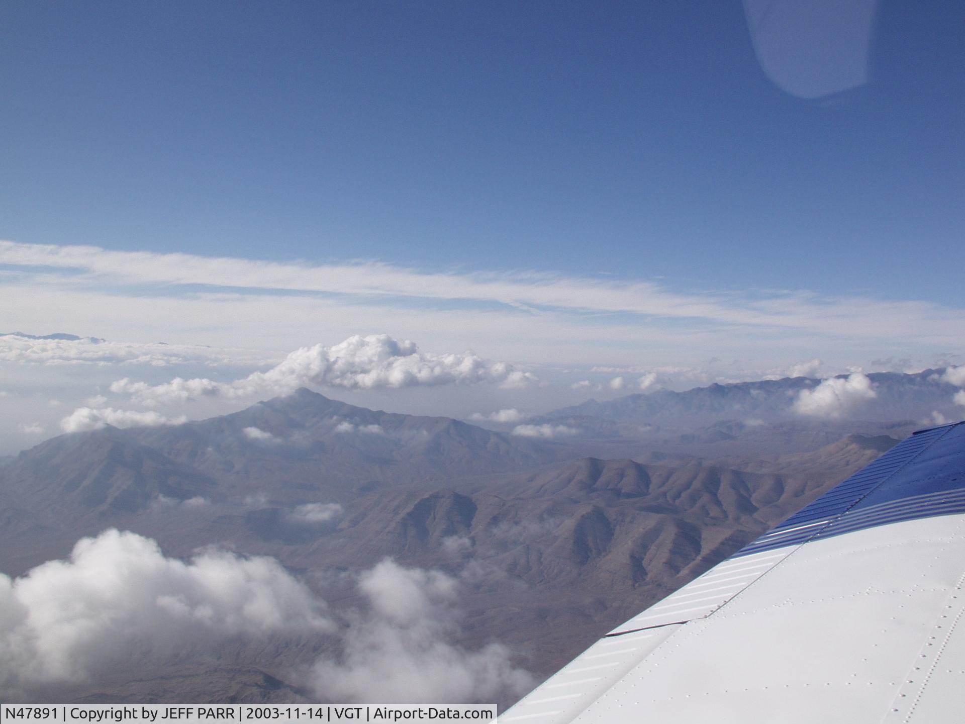 N47891, Piper PA-28R-201T Cherokee Arrow III C/N 28R-7803035, flying out of north las vegas