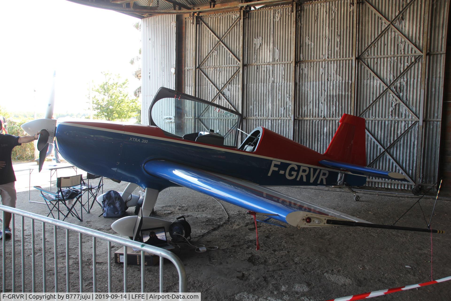 F-GRVR, Extra EA-300/200 C/N 11, at Enghien