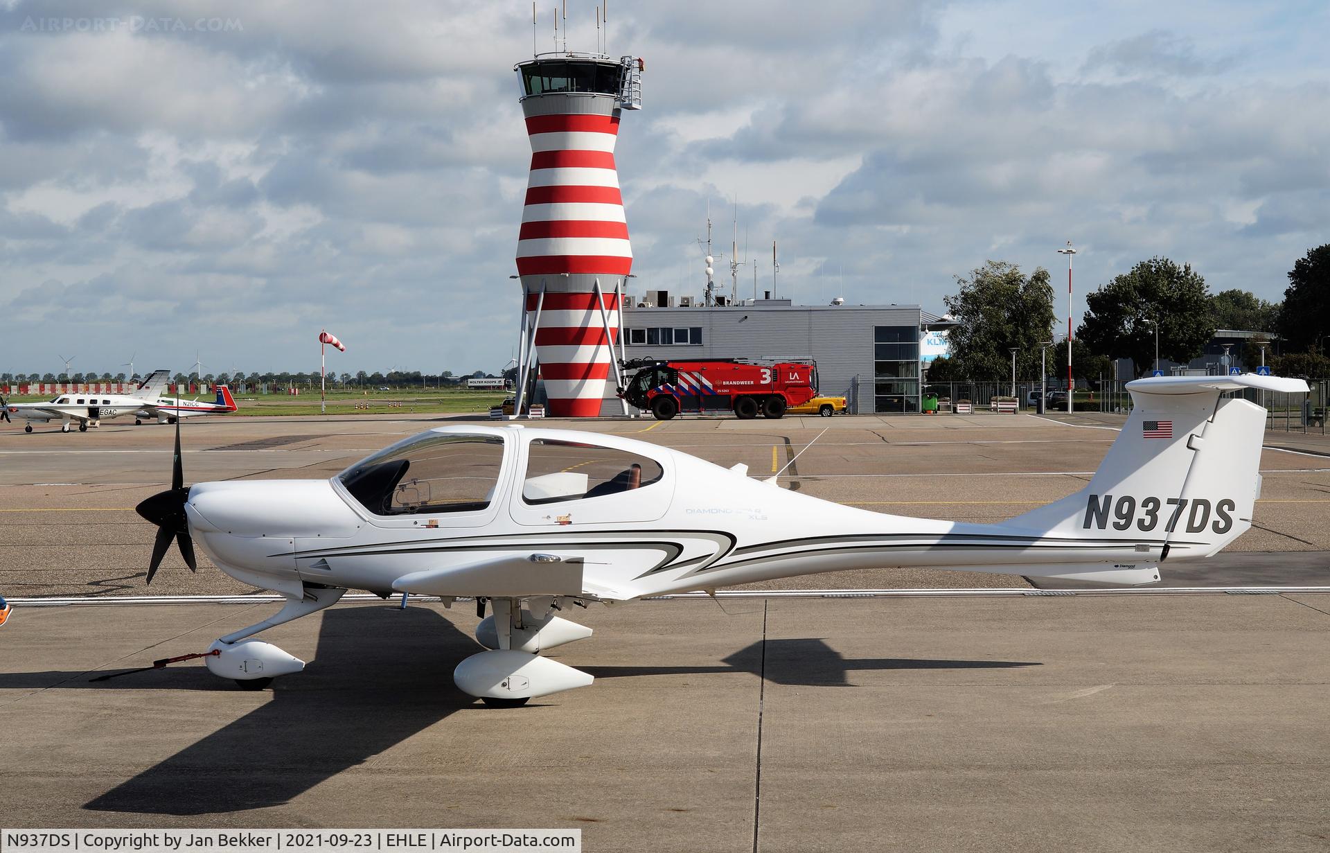 N937DS, Diamond DA-40 Diamond Star C/N 40.992, Lelystad Airport