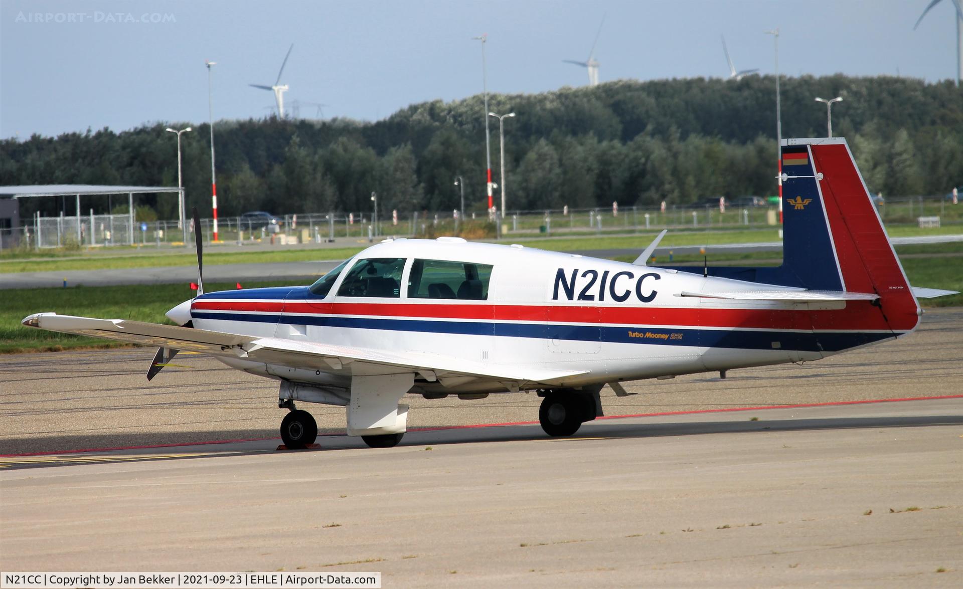 N21CC, 1980 Mooney M20K C/N 25-0376, Lelystad Airport